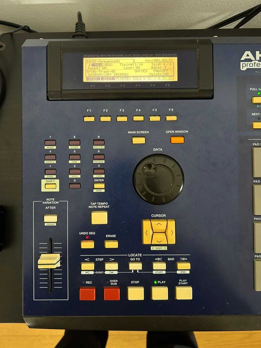 MPC 2000XL como novo64171279082243124