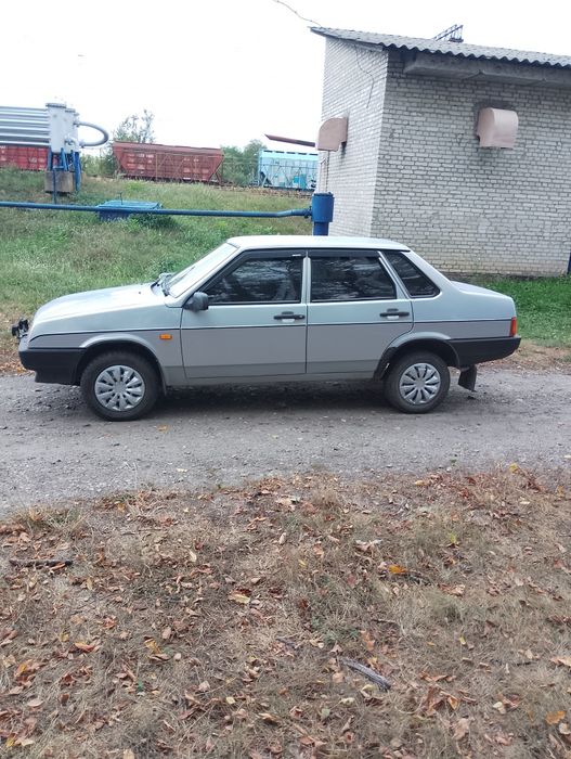 продам авто ваз 21099