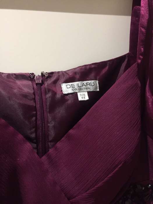 Vestido comprido cerimónia cor bordeaux