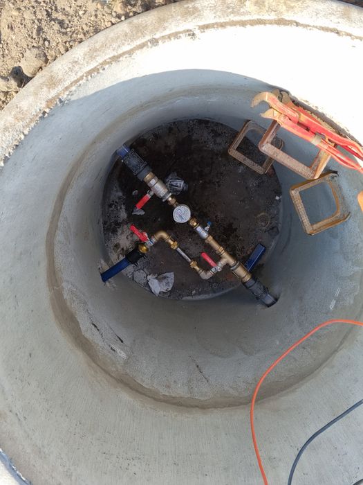 Budowa sieci i przyłączy wodno kanalizacyjnych.