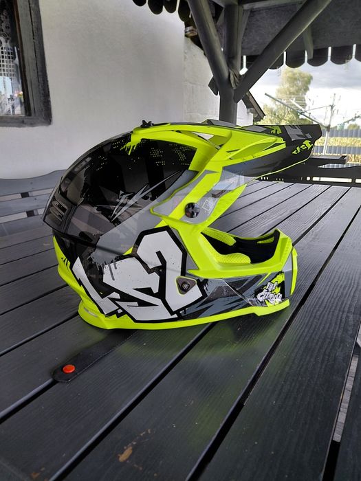 Kask nowy na klada
