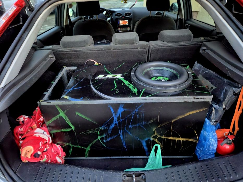 Skrzynia / subwoofer Deaf Bonce 30cm 88-90L 30/32Hz