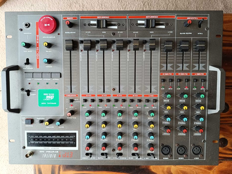 Mesa de mistura ETP system M8