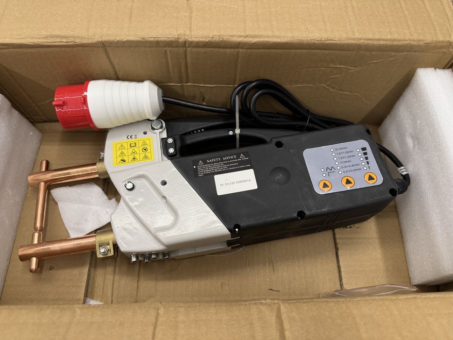 Soldador elétrico a ponto VEVOR 400V