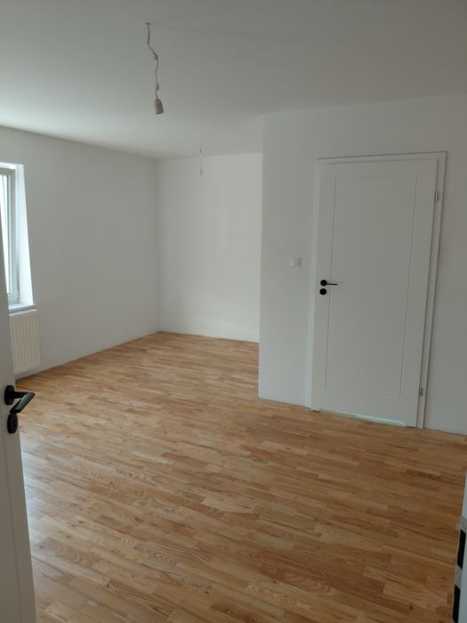 Dom do zamieszkania 4 sypialnie salon kuchnia