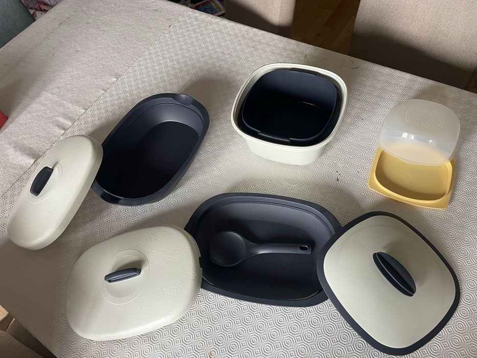 Selling Tupperware Sets447325368421591041