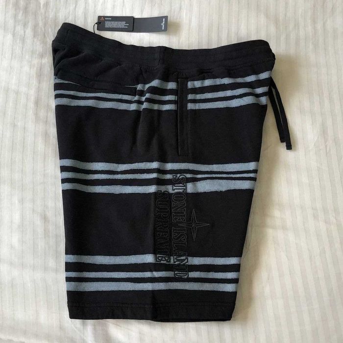 Шорти Stone Island x Supreme