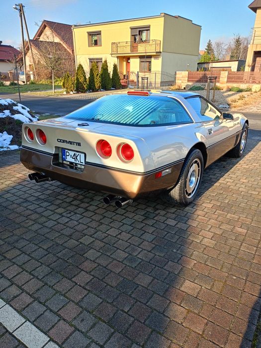 Corvette C4      5.7 V8
