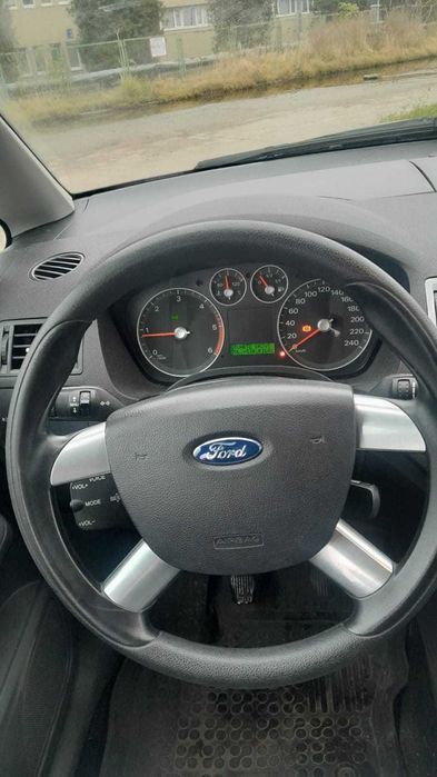 Srzedam Ford C-Max