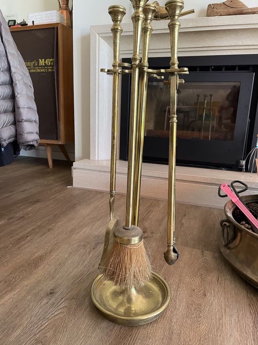 Instrumentos para lareira, pá, vassoura, alicate e base