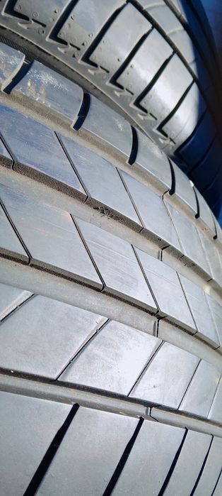 Opony letnie Bridgestone Turanza 215/50R18 2022r super stan