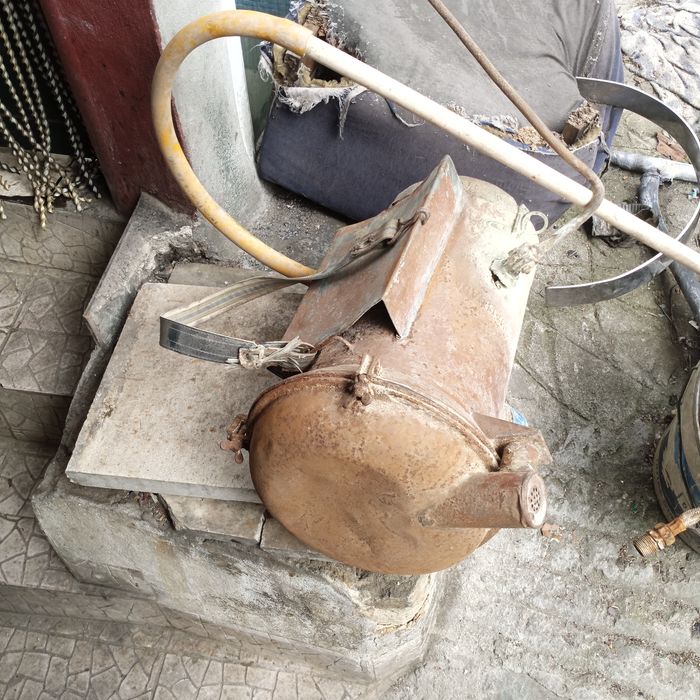 Pulverizador ou enxofrador usado aurita