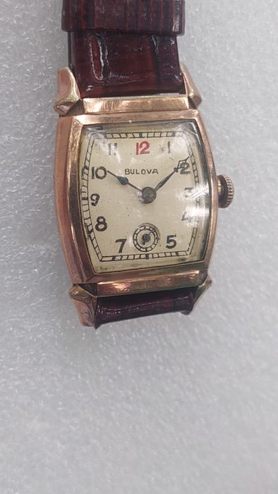 Винтажные коллекционные часы Bulova 1941 г. (Ар-деко, США) — На ходу