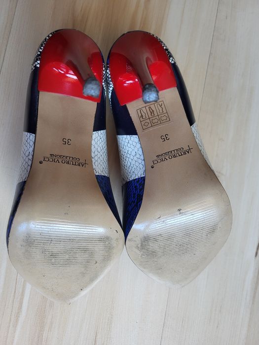 Piękne kolorowe szpilki