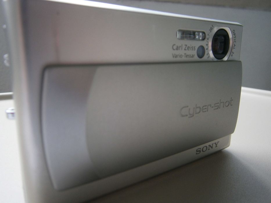 Camera fotográfica Sony DSC T1 para peças