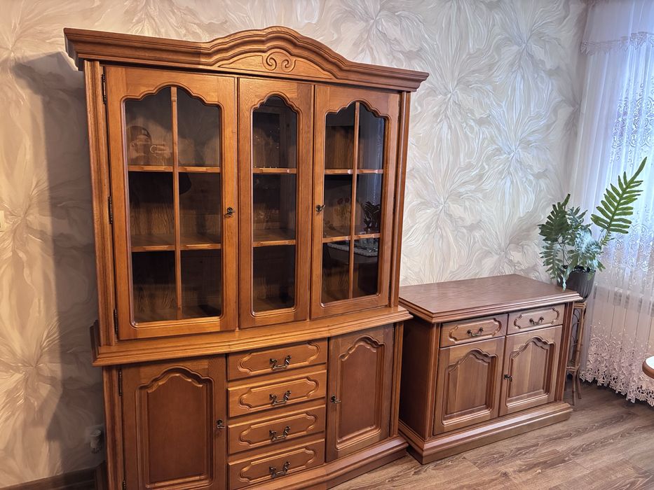 Zestaw mebli dębowych