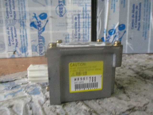 Sensor airbag frente esquerdo MITSUBISHI Pajero Mini (H5_A)