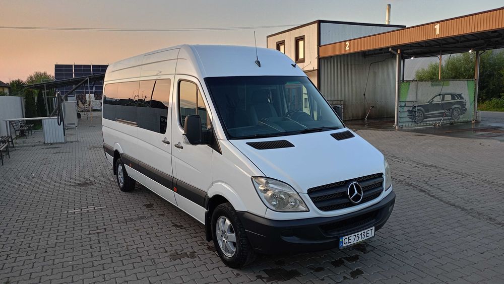 Mercedes Benz Sprinter