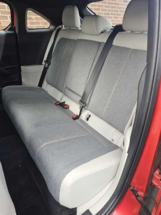 Mazda MX-30      2022