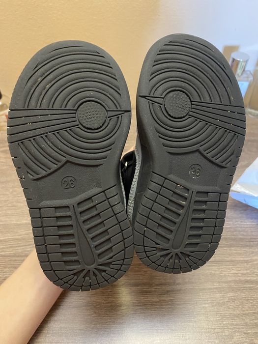 Кросівки дитячі