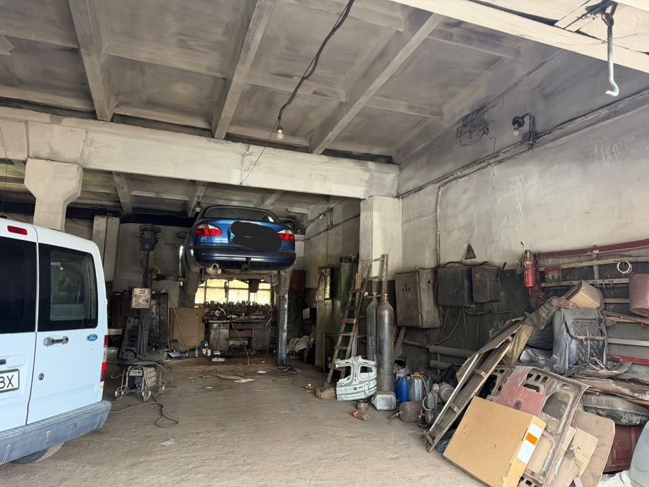 Продаж приміщення гаражи сто автосервіс