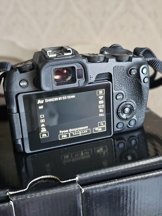 Фотоапарат Canon RP