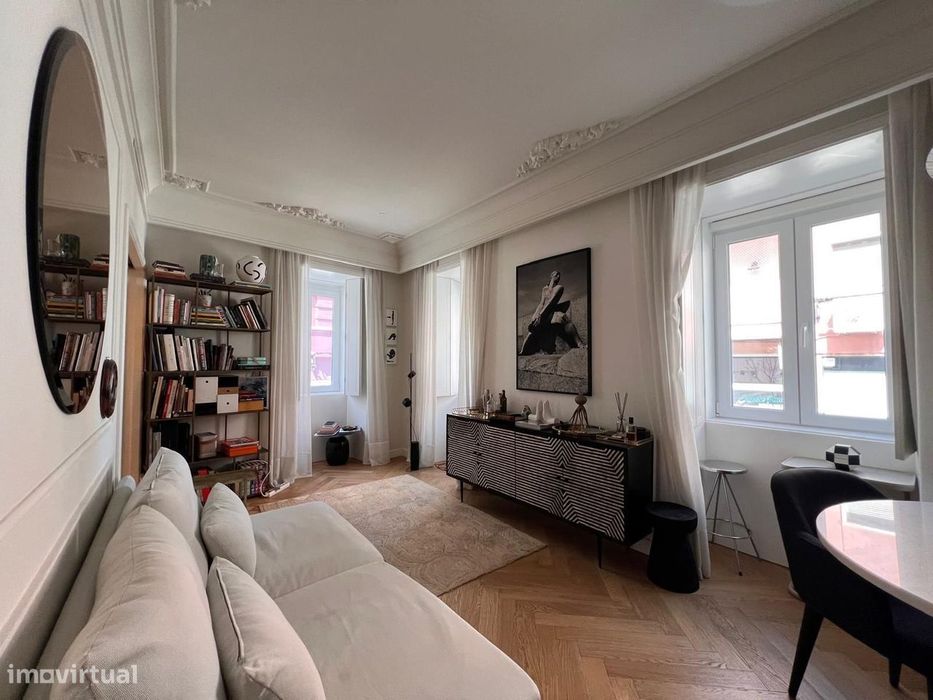 Apartamento T1 com estacionamento, Estrela, Lisboa