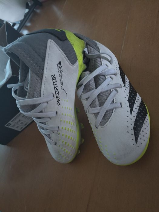 Chuteiras Adidas Predator Acuracy III Criança (EU 30) usadas 2 vezes