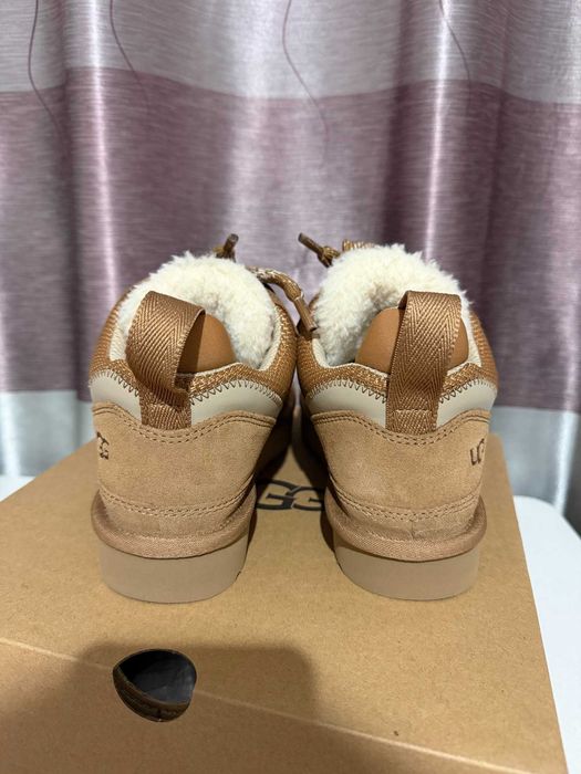 UGG Lowmel Chestnut r.40
