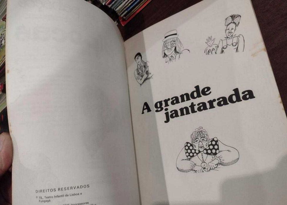 Aventuras dos Palhaços Amigos & Pipocas e Reticências