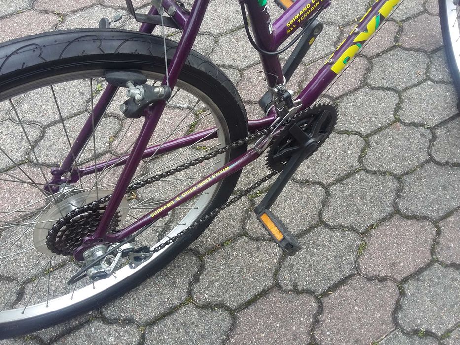 rower młodzieżowy 26 cali 18 przerzutek nowe opony