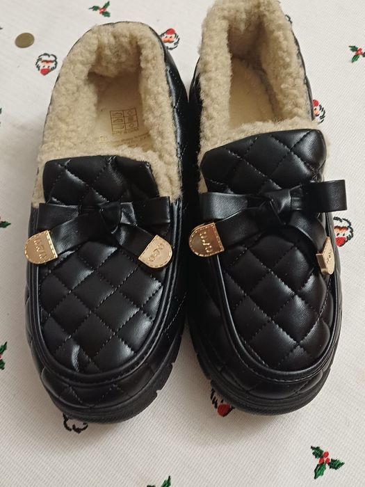 Sprzedam bardzo ładne buty damskie