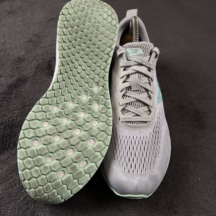 Чоловічі кросівки New Balance fresh foam arishi. P. 40. Ідеал!!!