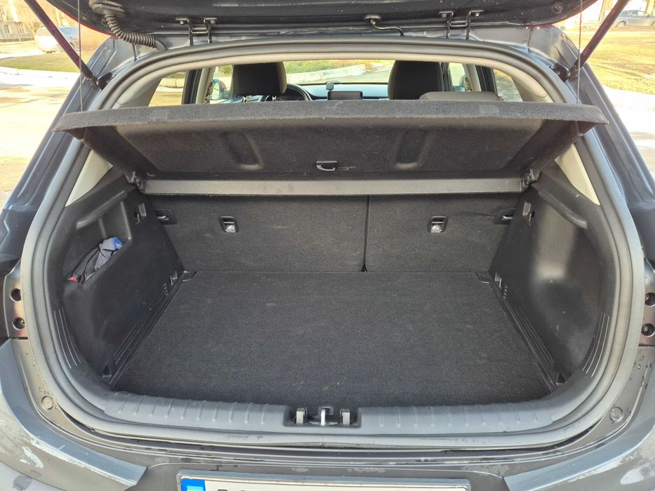 Продам Kia Stonic 2020г, отл сост