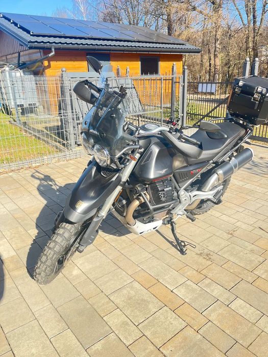 Moto Guzzi V85 Moto Guzzi V85TT
