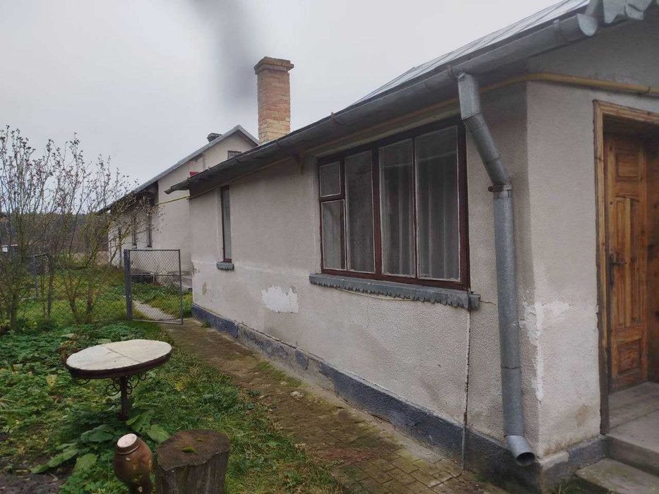 Продається будинок у м.глиняни