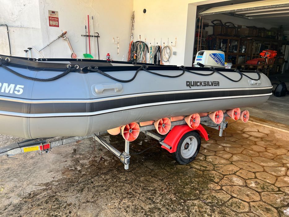 Embarcação/barco Semirrígida Quicksilver 420 Sport HD + Motor Suzuki 25 CV + Atrelado (Como Novo)