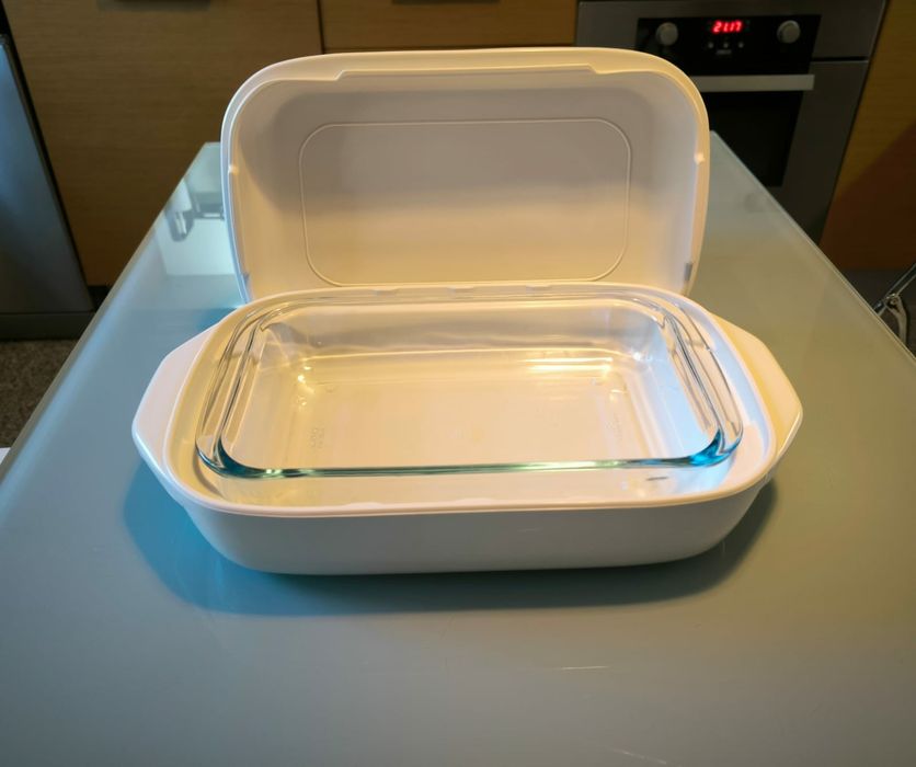 Tabuleiro em pirex com caixa térmica (novo)