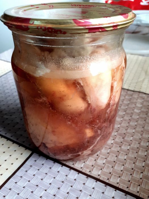 Тушенка из мяса кролика
