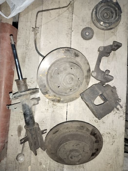 Рено лагуна 2 ,есть только то что на фото