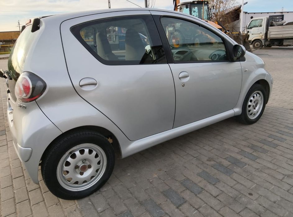 Toyota Aygo 1.0 68km_klimatyzacja_4drzwi