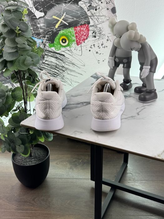Кросівки Nike Tanjun 42.5 розмір Е15063