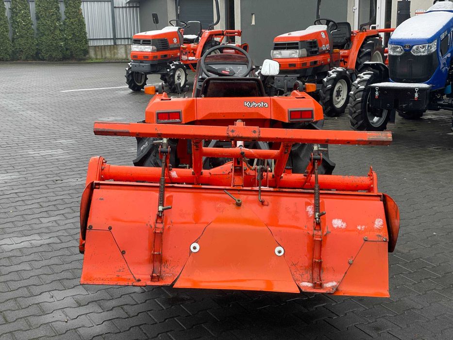 Японський Трактор Kubota GT-3 Команія ВЕСТ