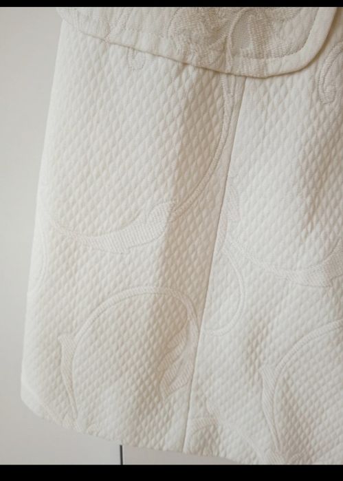 Płaszcz ślubny S XS ecru śmietankowy płaszczyk dla panny młodej