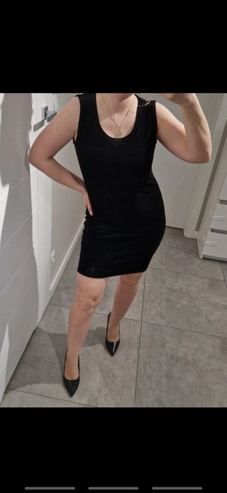Czarna sukienka S