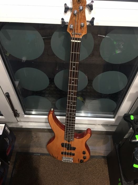 Gitara yamaha używana w stanie idealnym