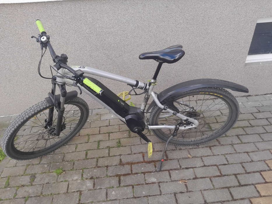 Rower elektryczny Rockrider E-ST 520
