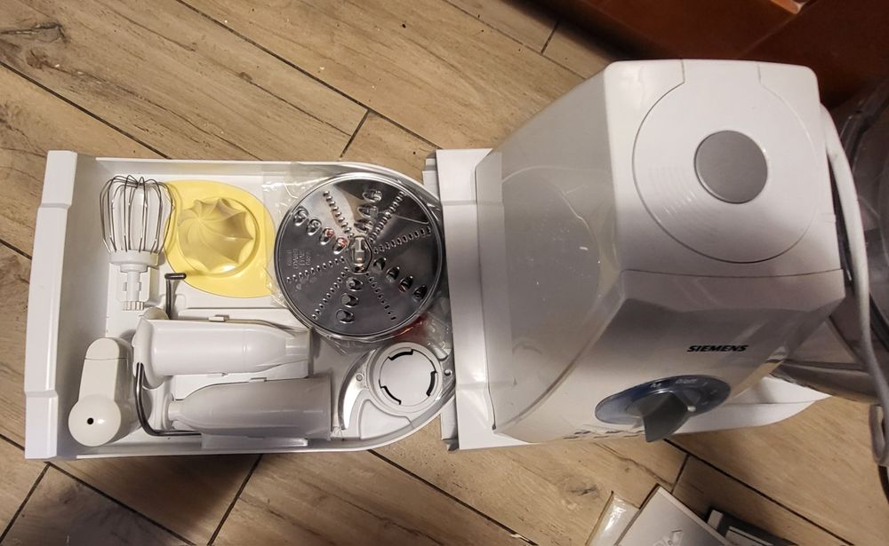 Robot kuchenny Siemens