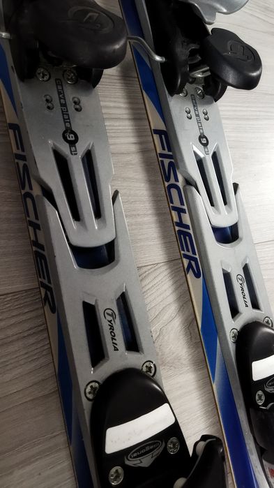Sprzedam Narty z wiązaniami Fischer 168cm