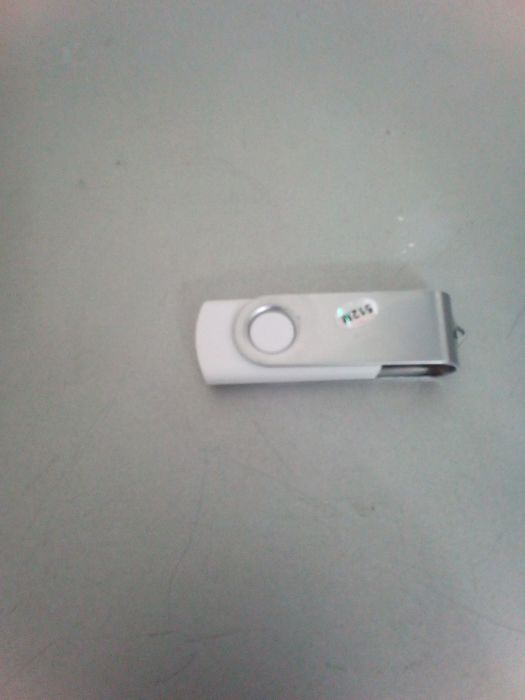 PEN Mista de 8G Nova e Outras de Capacidades diferentes